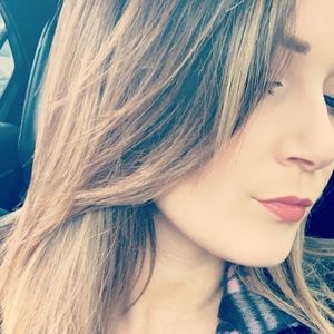 Meet your Posher, Christy